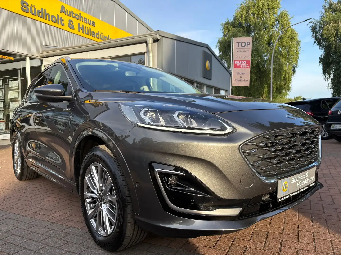 Ford Kuga Plug-In Hybrid Vignale AHK Assistenz & Technologie Gris - 2