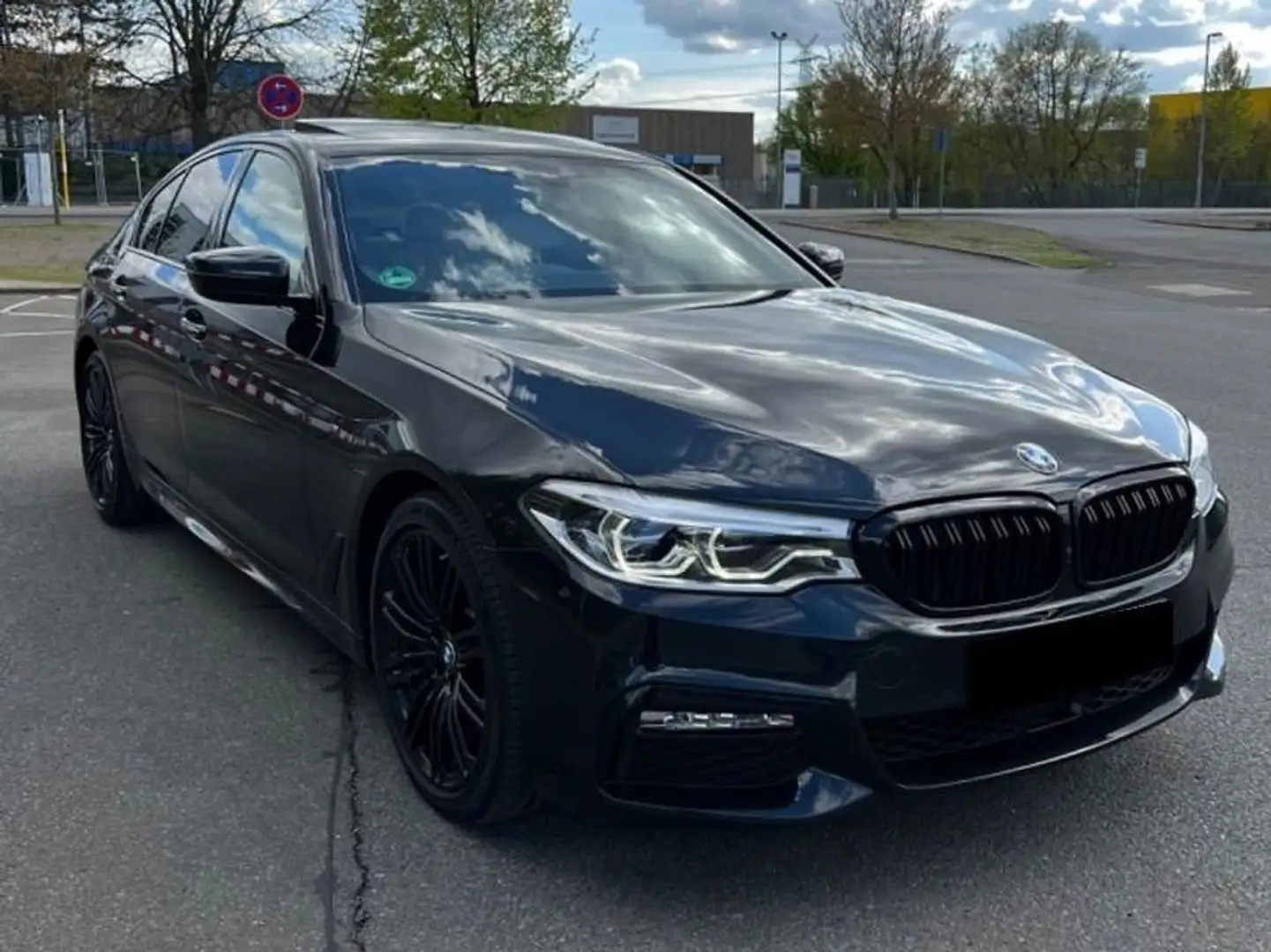 BMW 550 M550d xDrive Zwart - 2