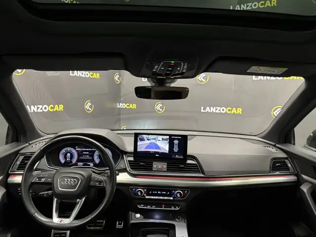 Audi Q5 view 7