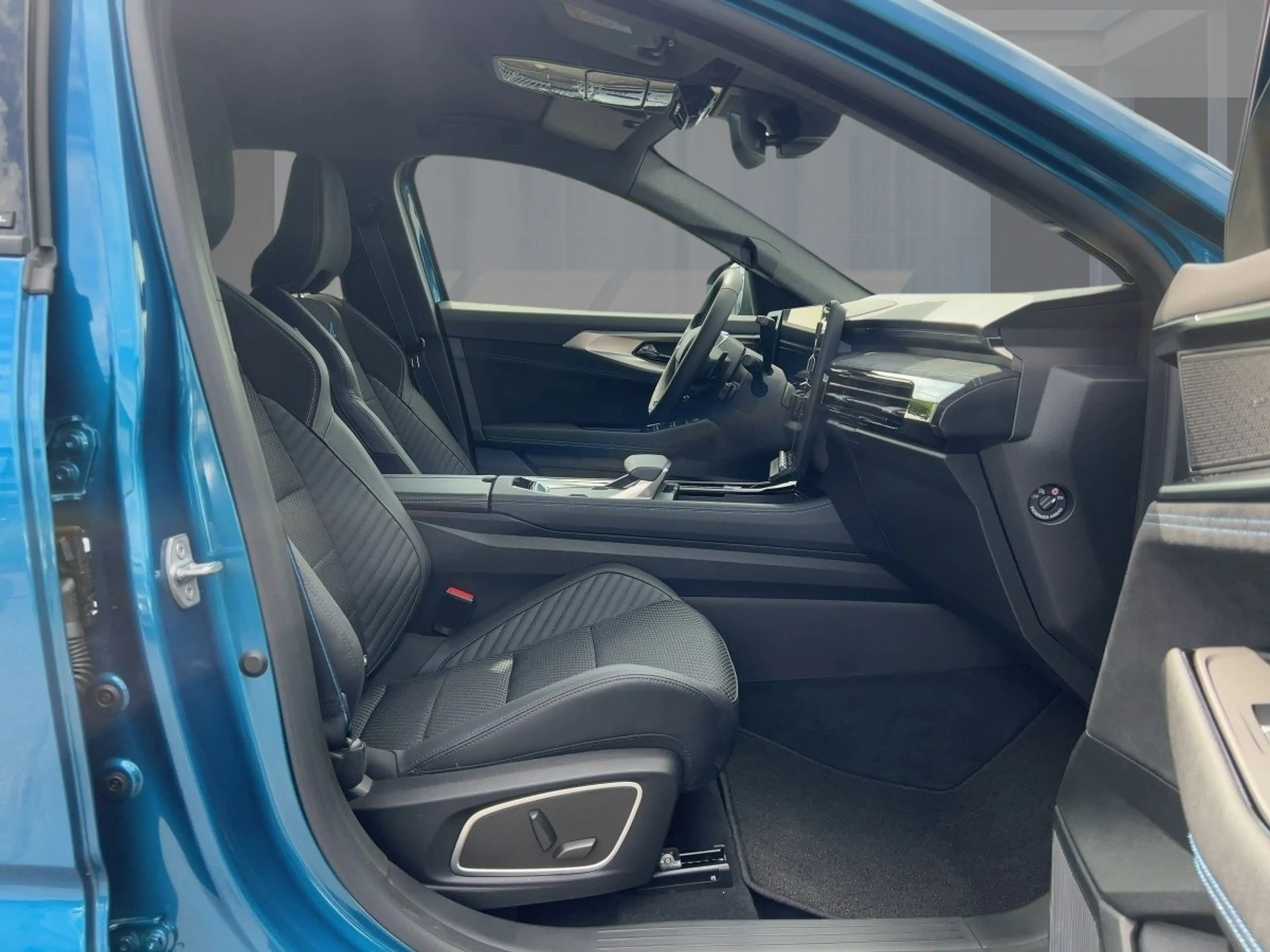 Renault Austral Esprit Alpine Full Hybrid E-Tech 200 PDC — photo 8