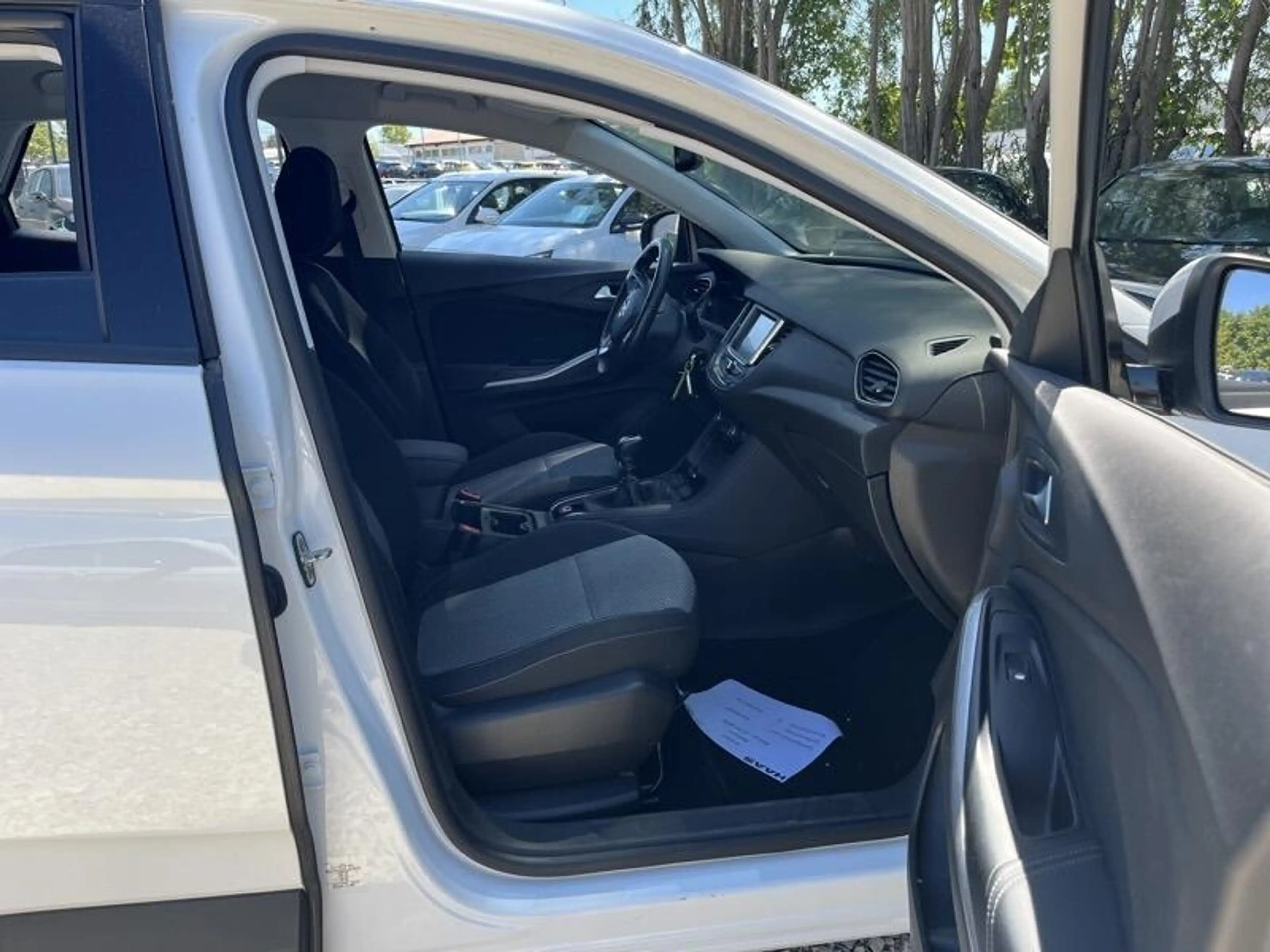 Opel Grandland X Grandland X 1.2 Start/Stop Business Edition — photo 12
