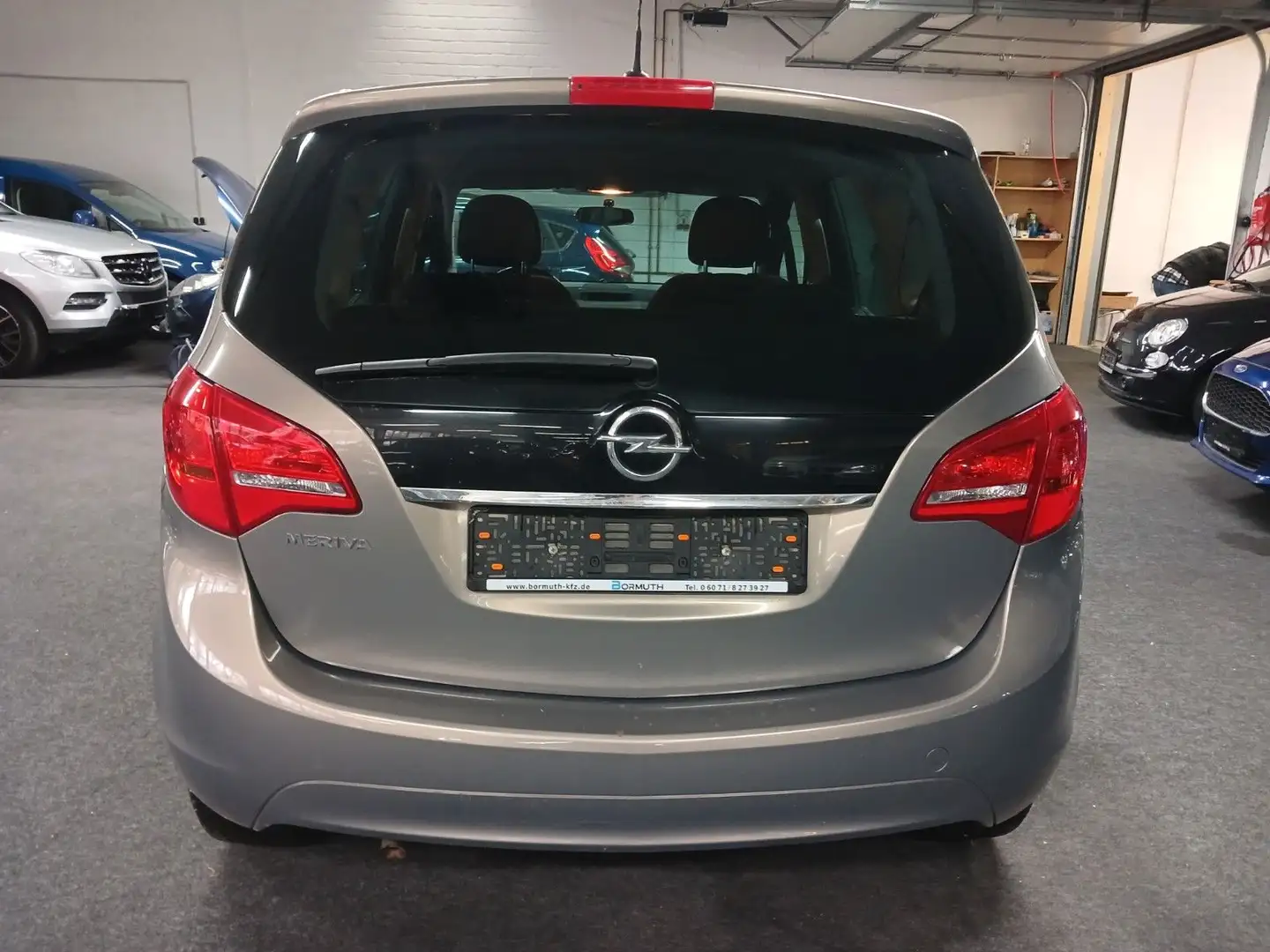 Opel Meriva B Design Edition KLIMA HU NEU Grau - 2