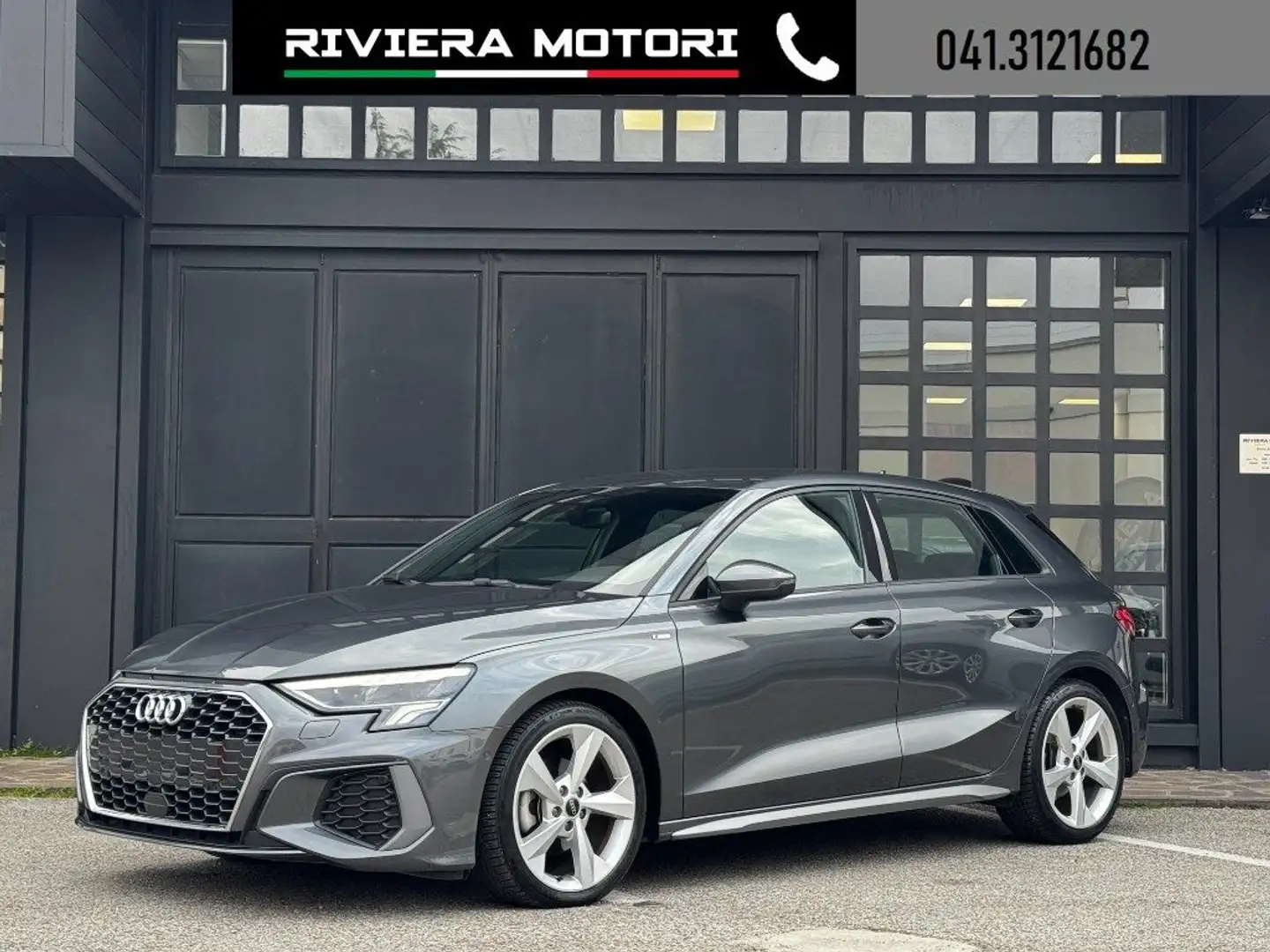 Audi A3 SPB 35 TFSI S tronic S line edition Grau - 1