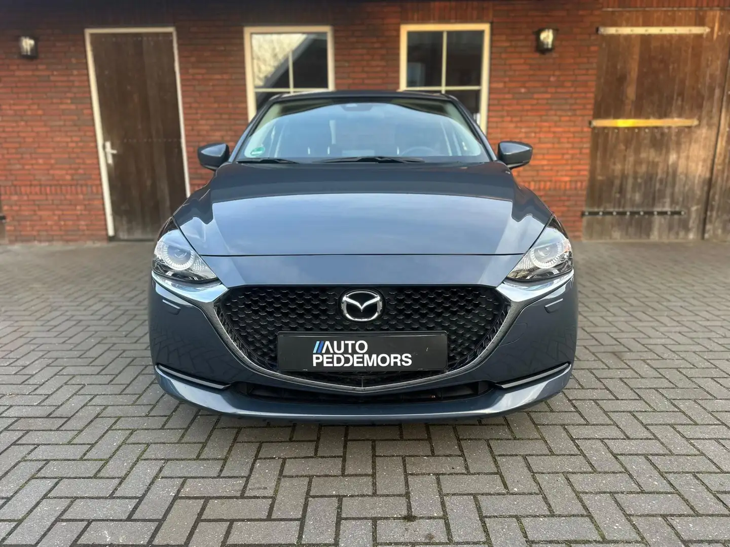 Mazda 2 1.5 Skyactiv-G Luxury M-Hybrid| LED| Stoelverwarmi Grijs - 2