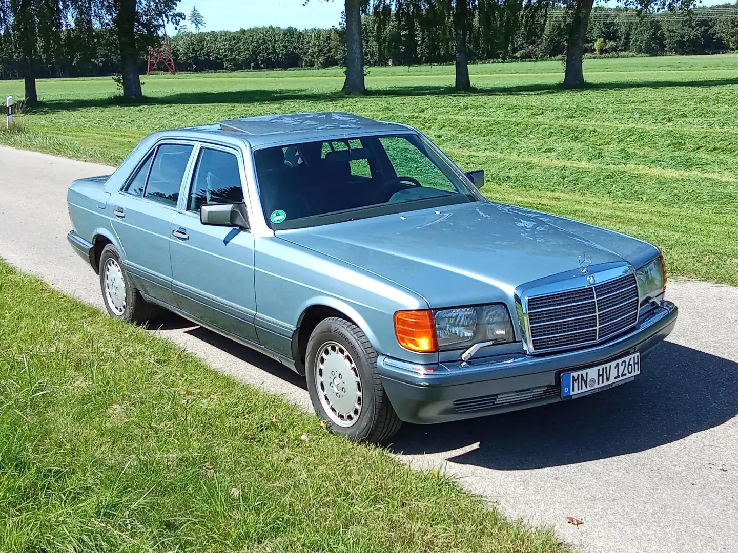 Mercedes-Benz 500 500SE Blau - 2