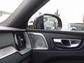 Volvo XC60 Black Edition Ultra B5 AWD/B&W/HeadUP/360° Schwarz - thumbnail 18