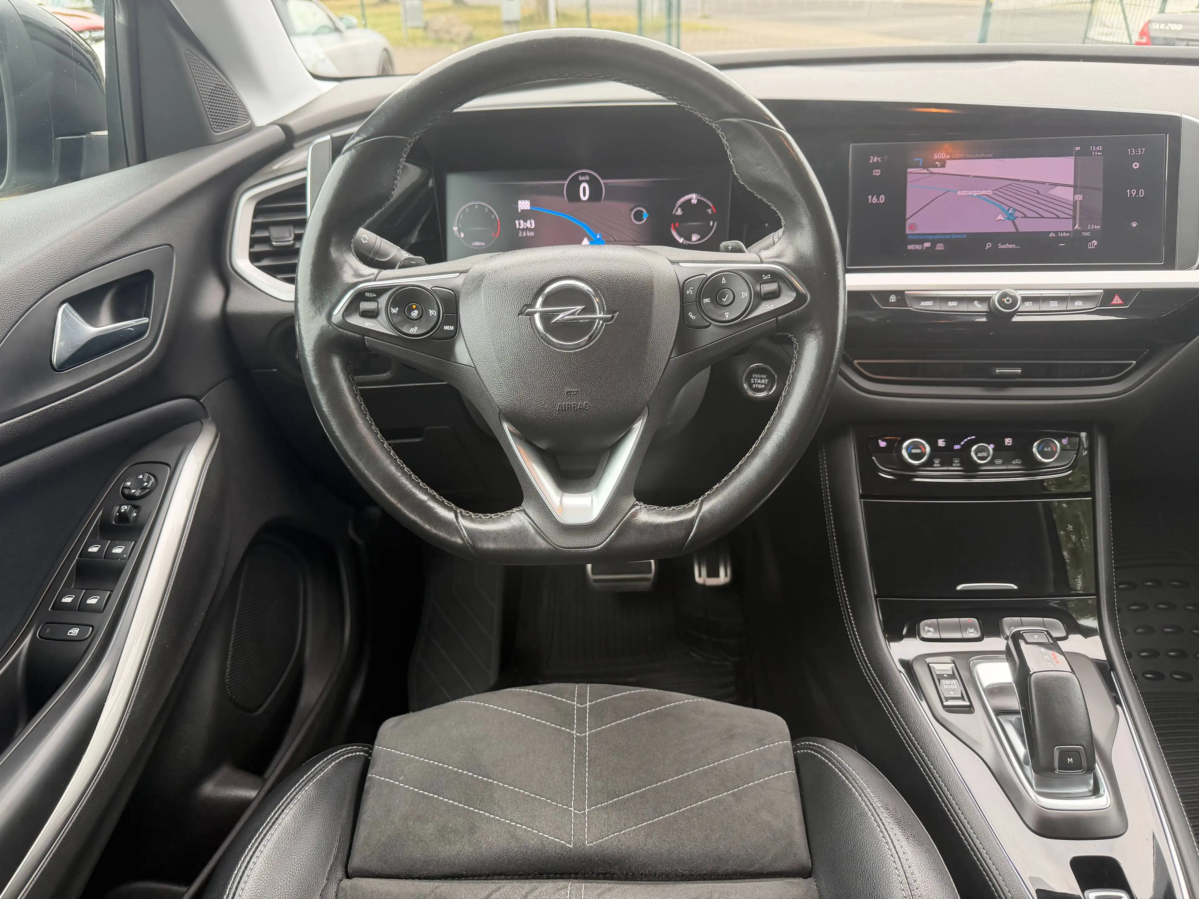 Opel Grandland X GS Line/Automatik/Neu Service/Neu TÜV/Scheckheft/LED/Navi/Kamer — photo 15