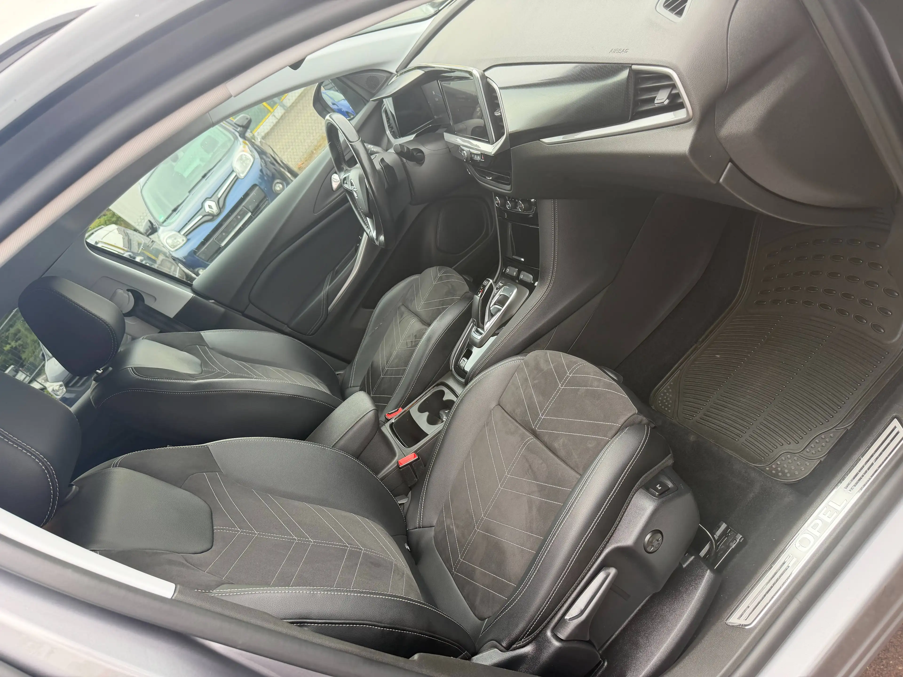 Opel Grandland X GS Line/Automatik/Neu Service/Neu TÜV/Scheckheft/LED/Navi/Kamer — photo 13