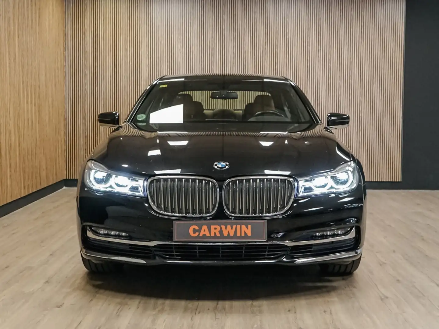 BMW 730 730dA Fekete - 2