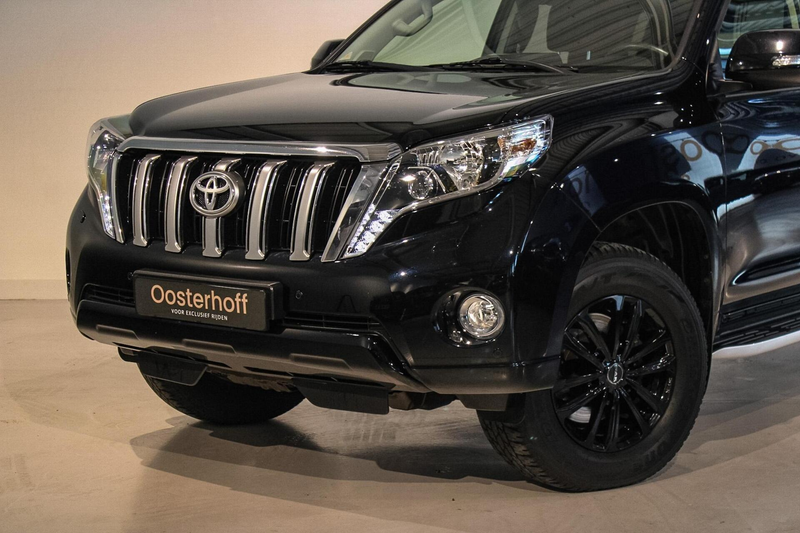 Toyota Land Cruiser LandCruiser 2.8 D-4D Professional Grijs Kenteken — photo 16