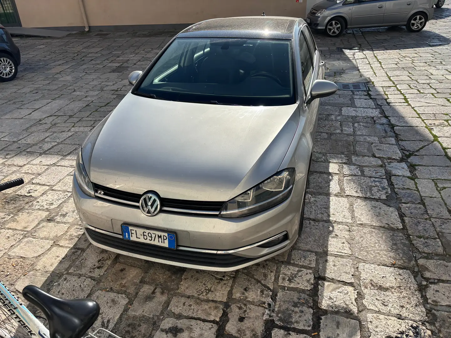 Volkswagen Golf Golf 5p 1.6 tdi Executive 115cv dsg Grigio - 1