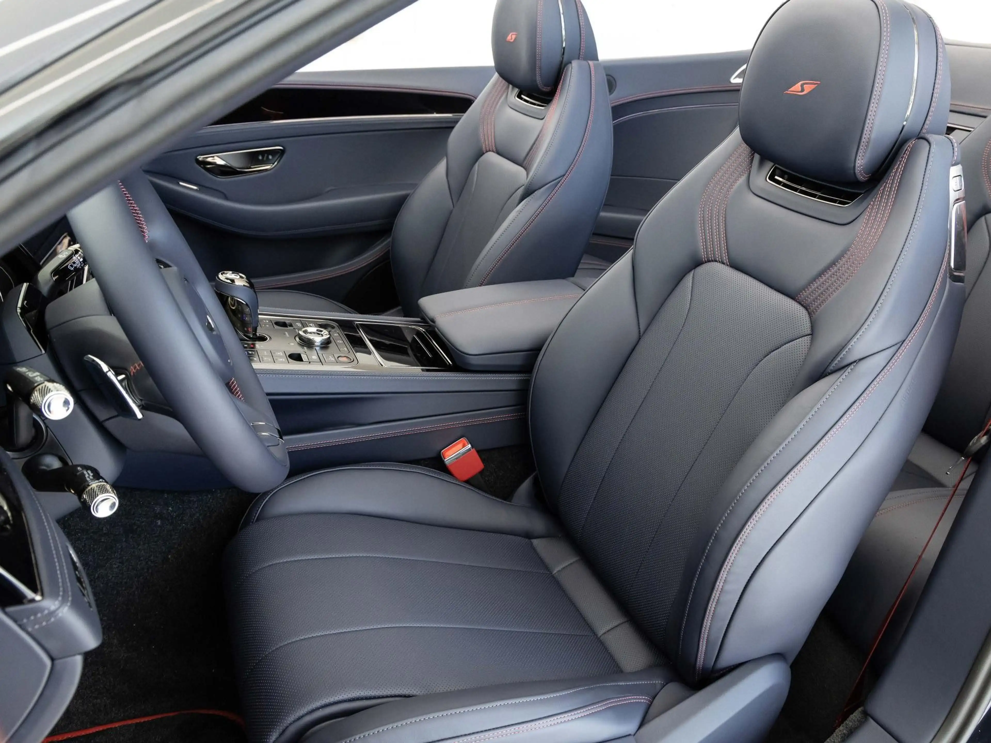 Bentley Continental GTC S (MY26) BENTLEY FRANKFURT — photo 11