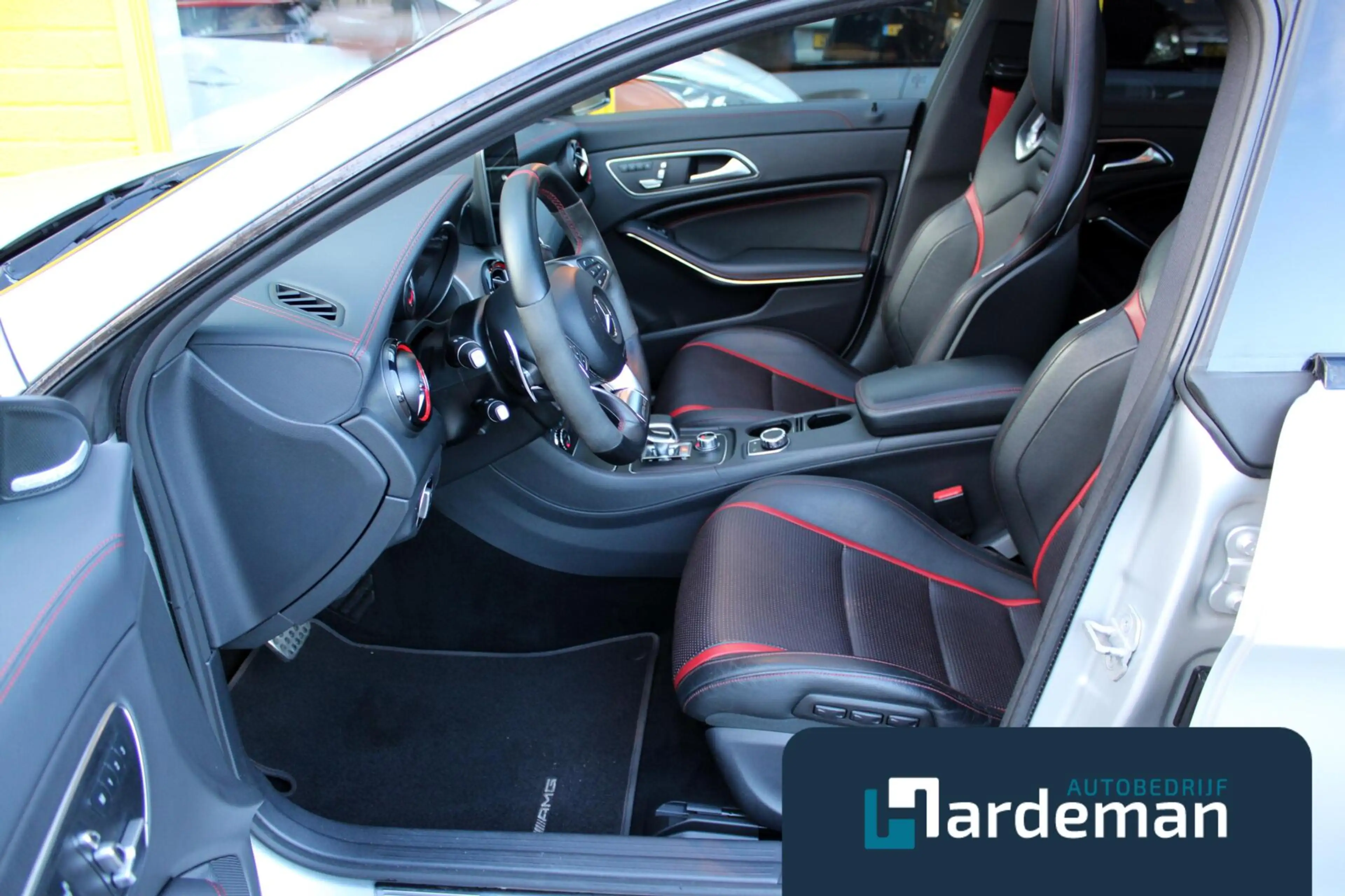 Mercedes-Benz CLA 45 AMG 4MATIC|Leder|Carplay|H/K|Panorama| — photo 7