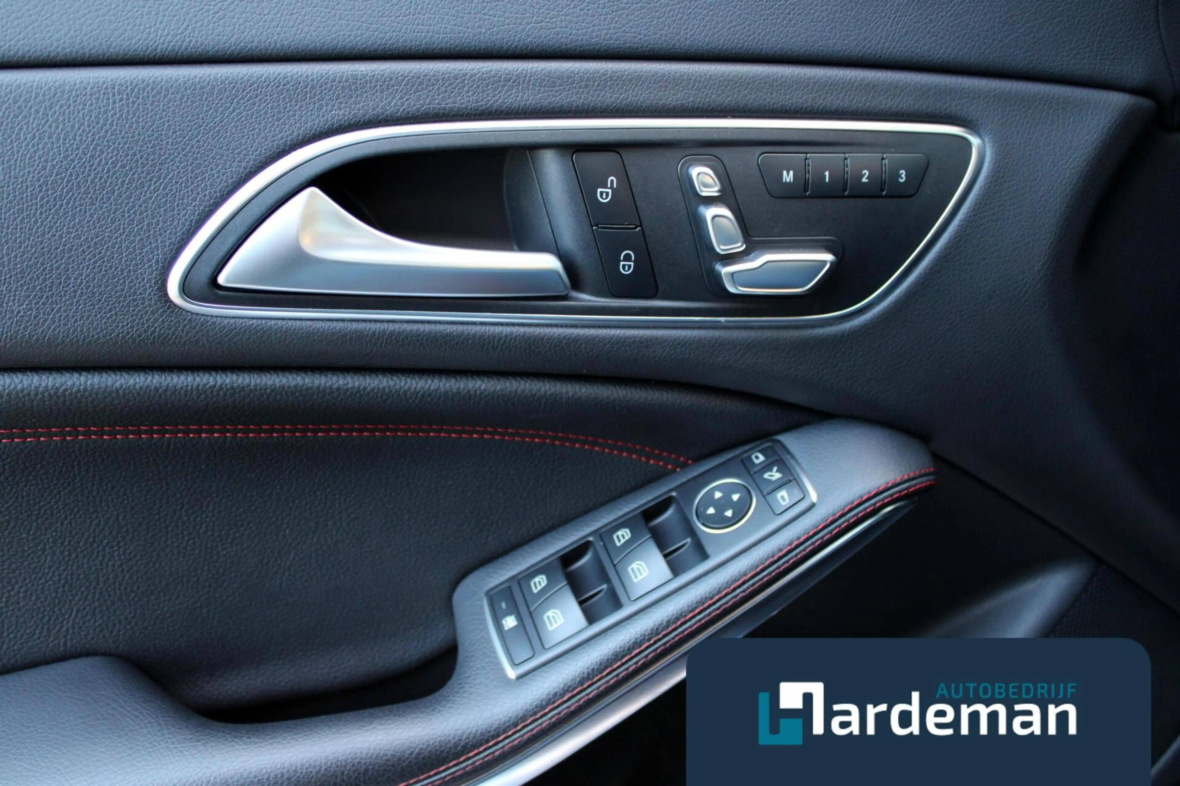 Mercedes-Benz CLA 45 AMG 4MATIC|Leder|Carplay|H/K|Panorama| — photo 10