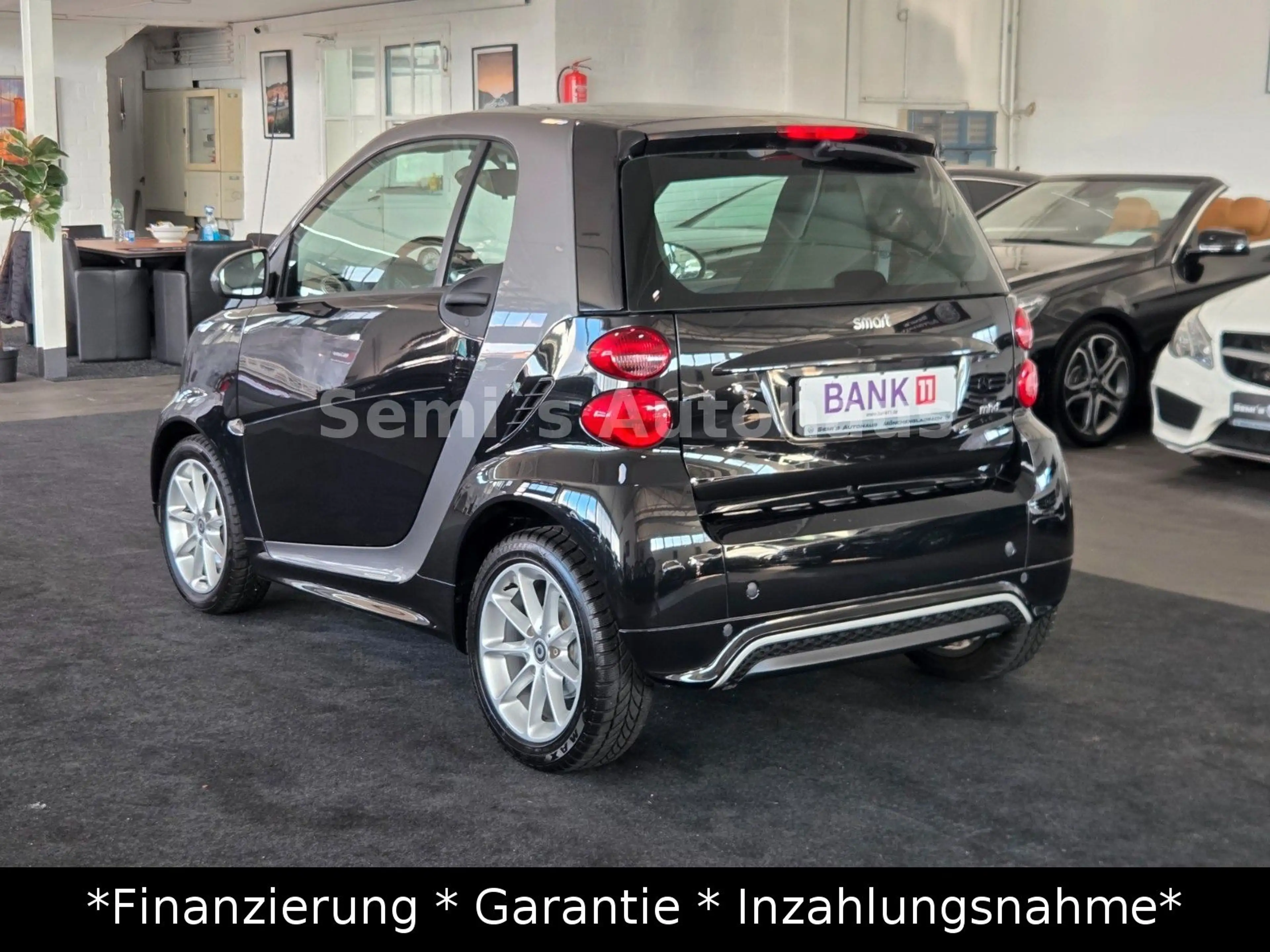 smart forTwo fortwo coupe Micro Hybrid Drive 52 kW — photo 8