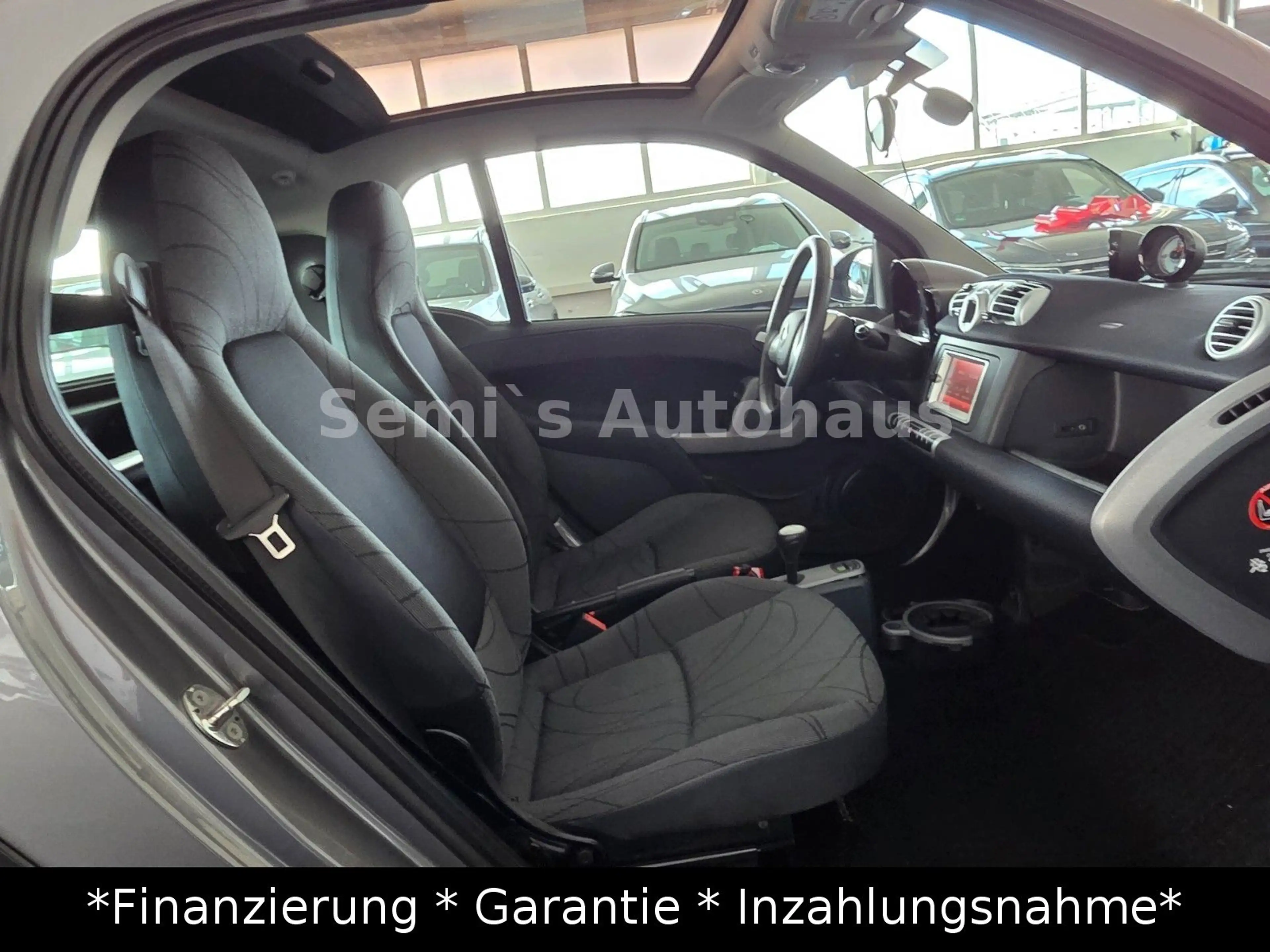 smart forTwo fortwo coupe Micro Hybrid Drive 52 kW — photo 14