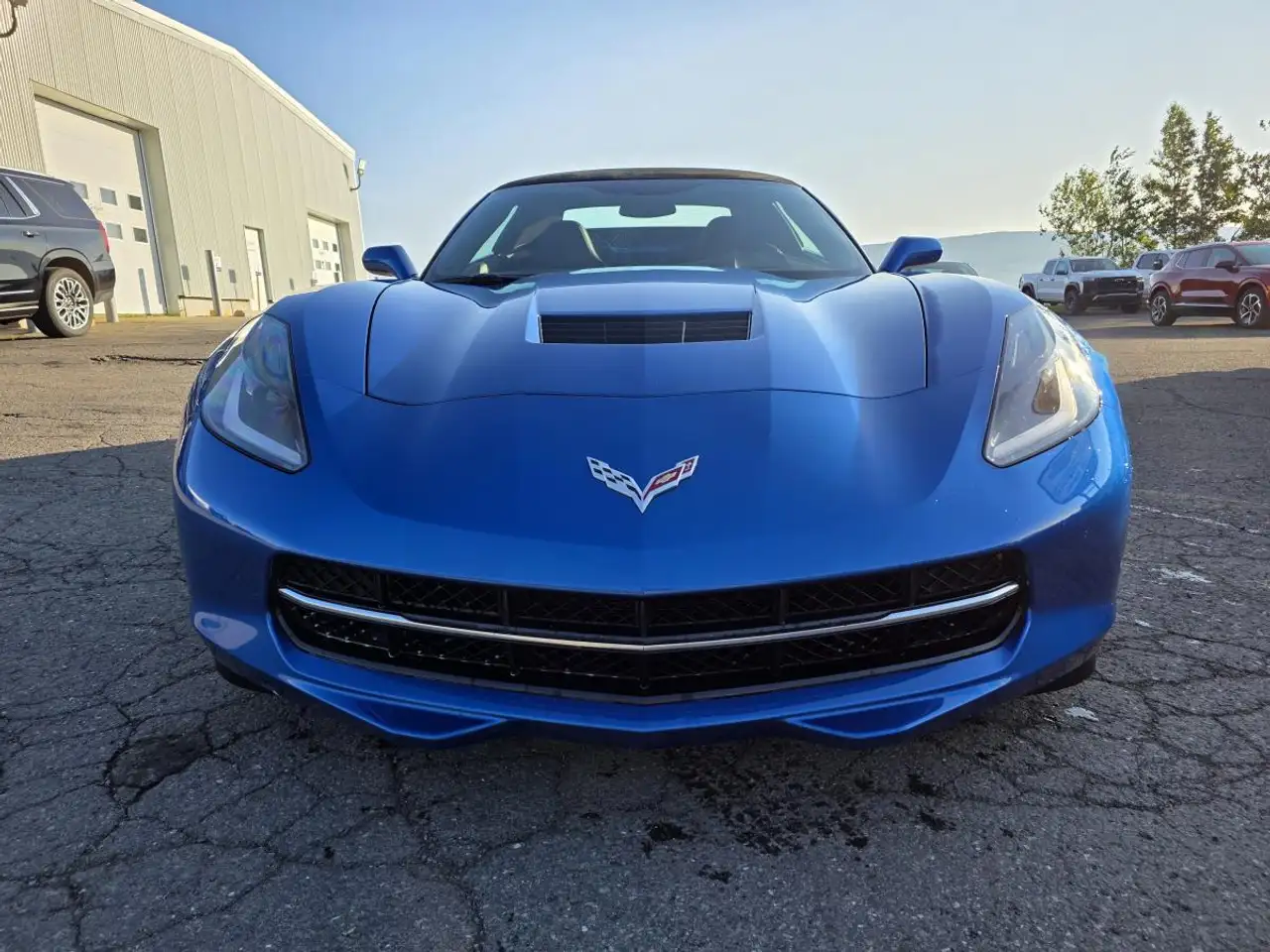 Chevrolet Corvette снимка Chevrolet Corvette