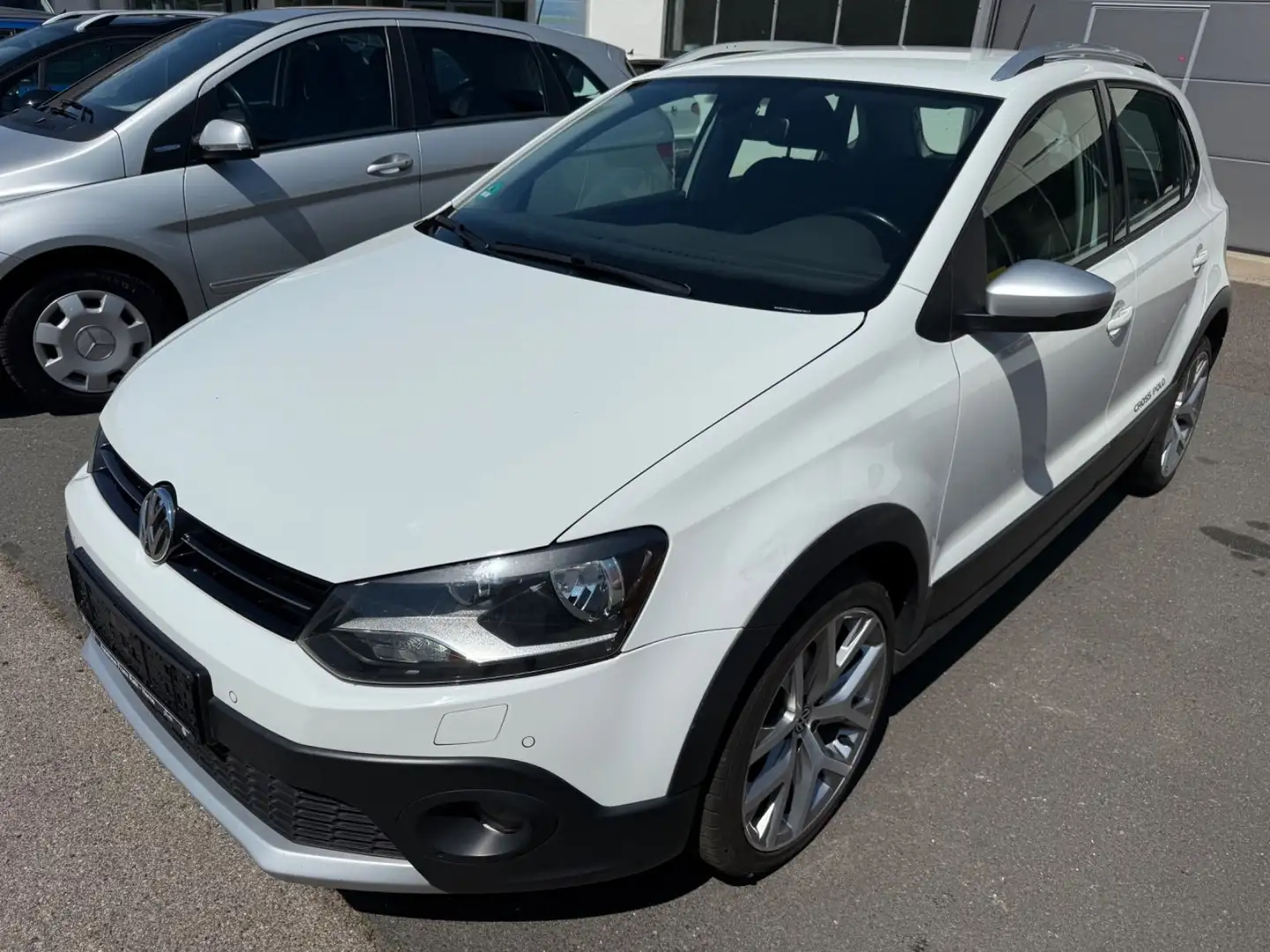 Volkswagen Polo V CrossPolo 1.4 TDI DSG Navi Tempo EXPORT! Weiß - 1