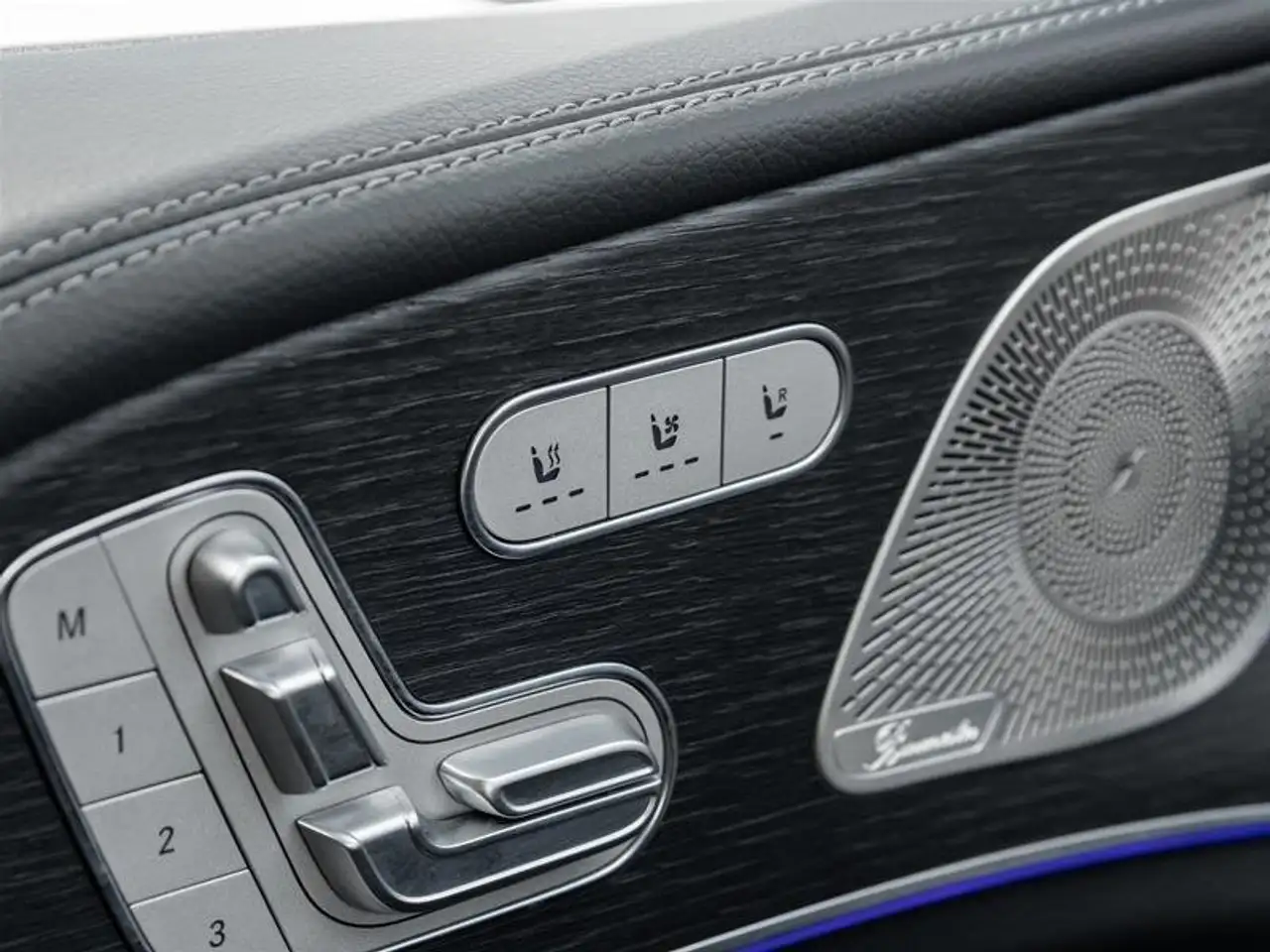 Mercedes-Benz GLS снимка Mercedes-Benz GLS