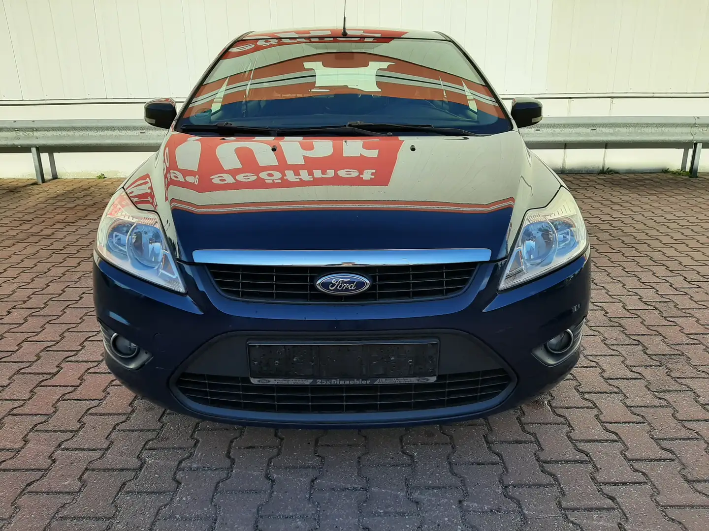 Ford Focus 1.6 16V*1-Hand*Klima*Angebot*gepf.Zustand* Blau - 2