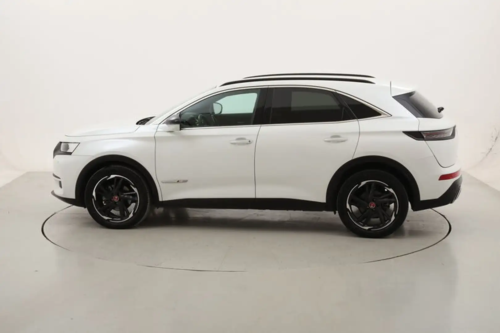 DS Automobiles DS 7 Crossback Performance Line+ 1.5 Diesel 131CV Weiß - 2