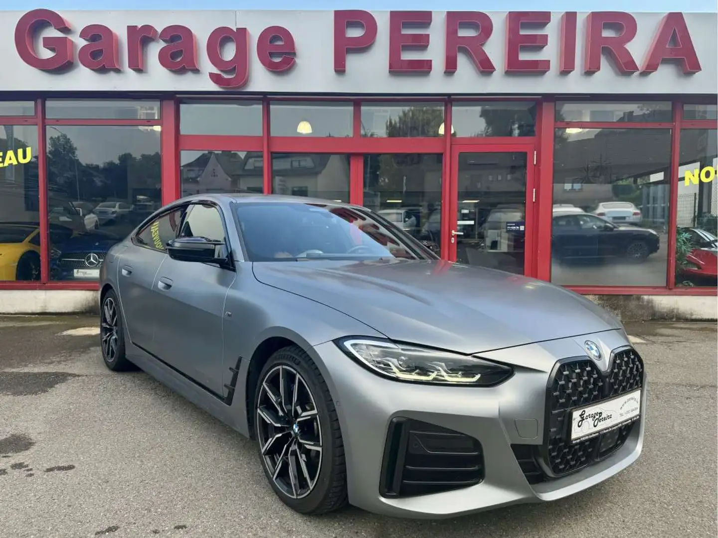 BMW 440 M i GRANCOUPE XDRIVE NEW MODEL SPORT SITZE HARMAN Gris - 1