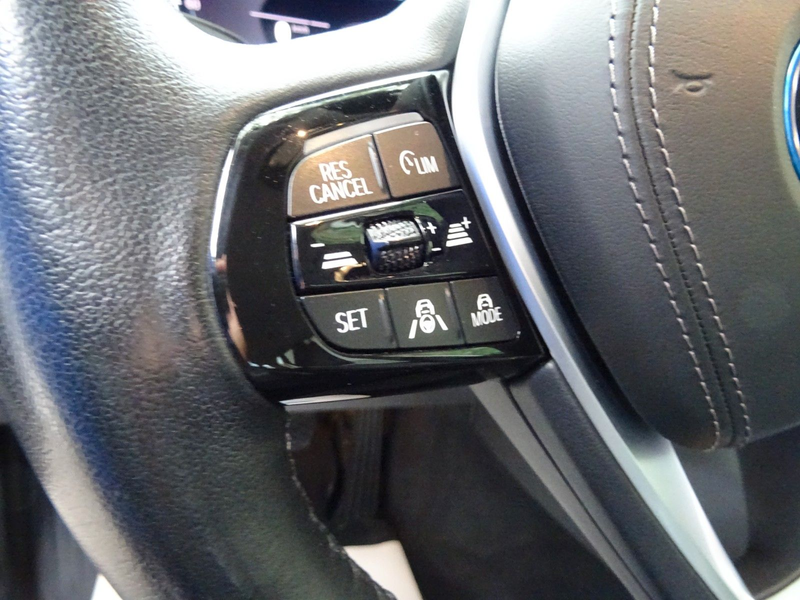 BMW 530 e Touring xDrive Aut Navi LEDer DrvAsProf H/K — photo 13