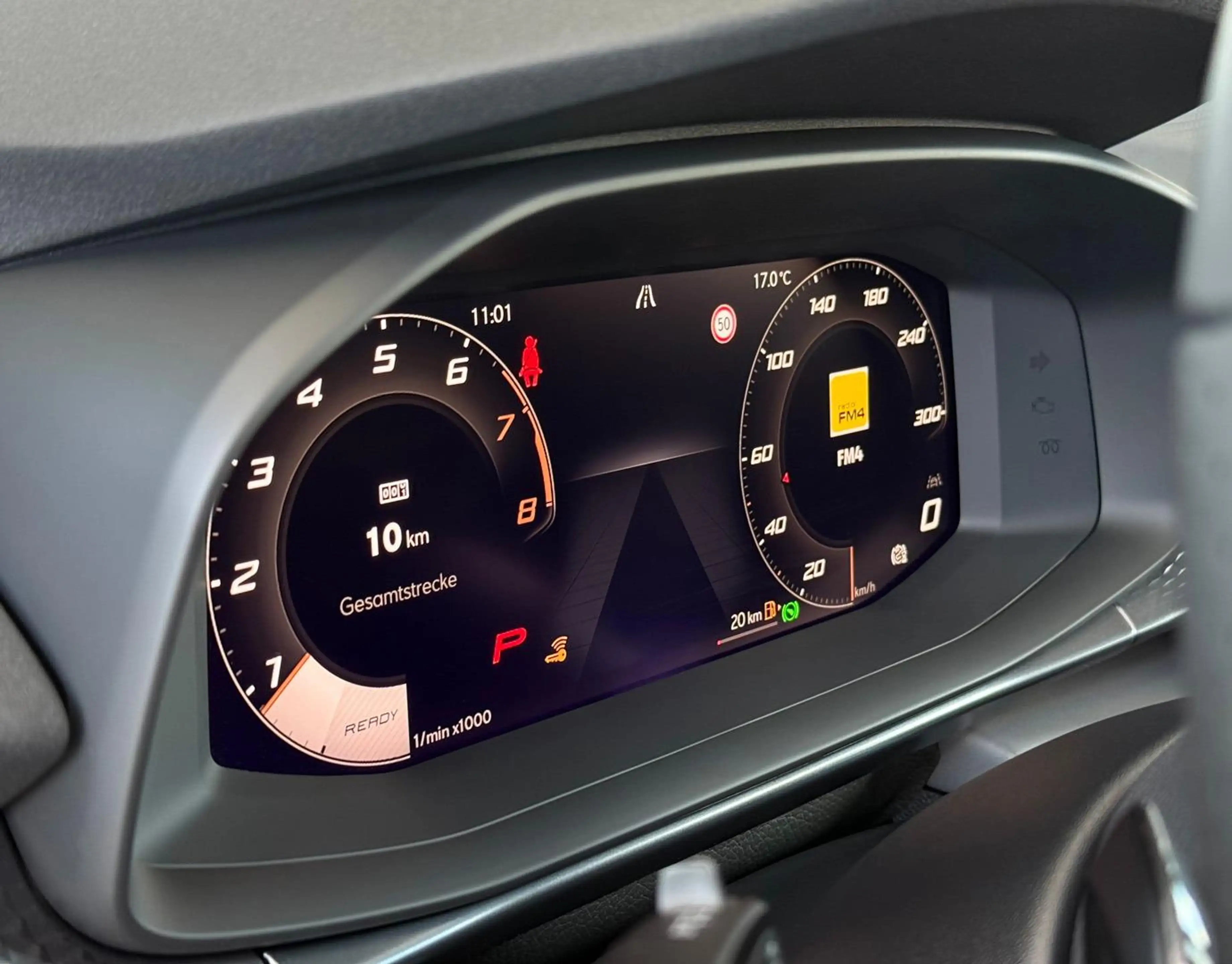 CUPRA Terramar VZ 2.0 TSI 195kW DSG 4Drive (Vorlauf) PANO/NAV/... — photo 12