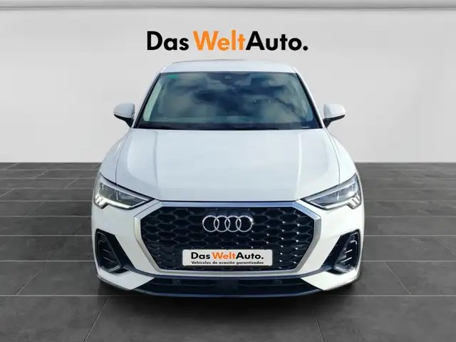 Audi Q3 view 2