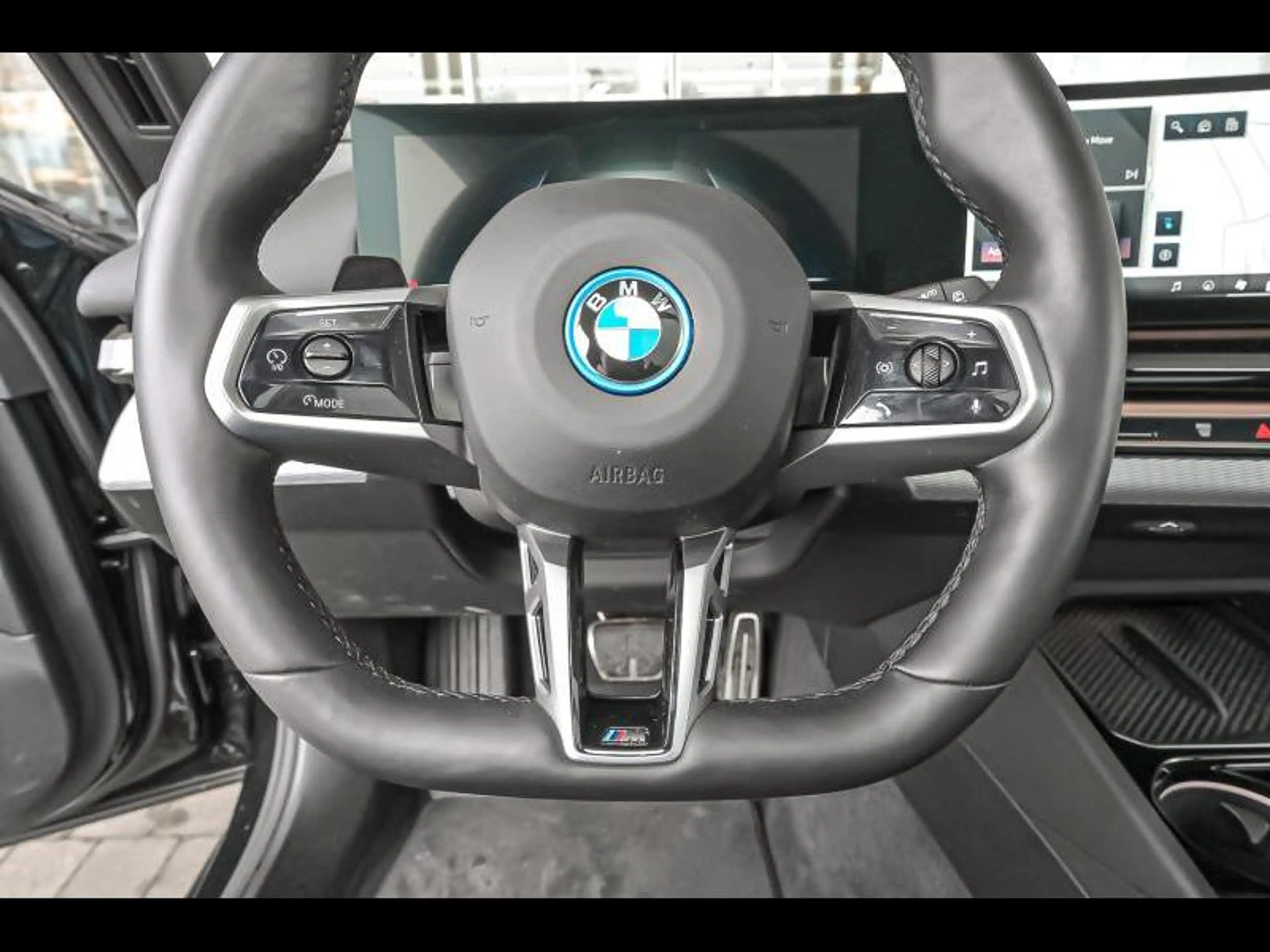 BMW i5 M SPORTPAKKET PRO — photo 9