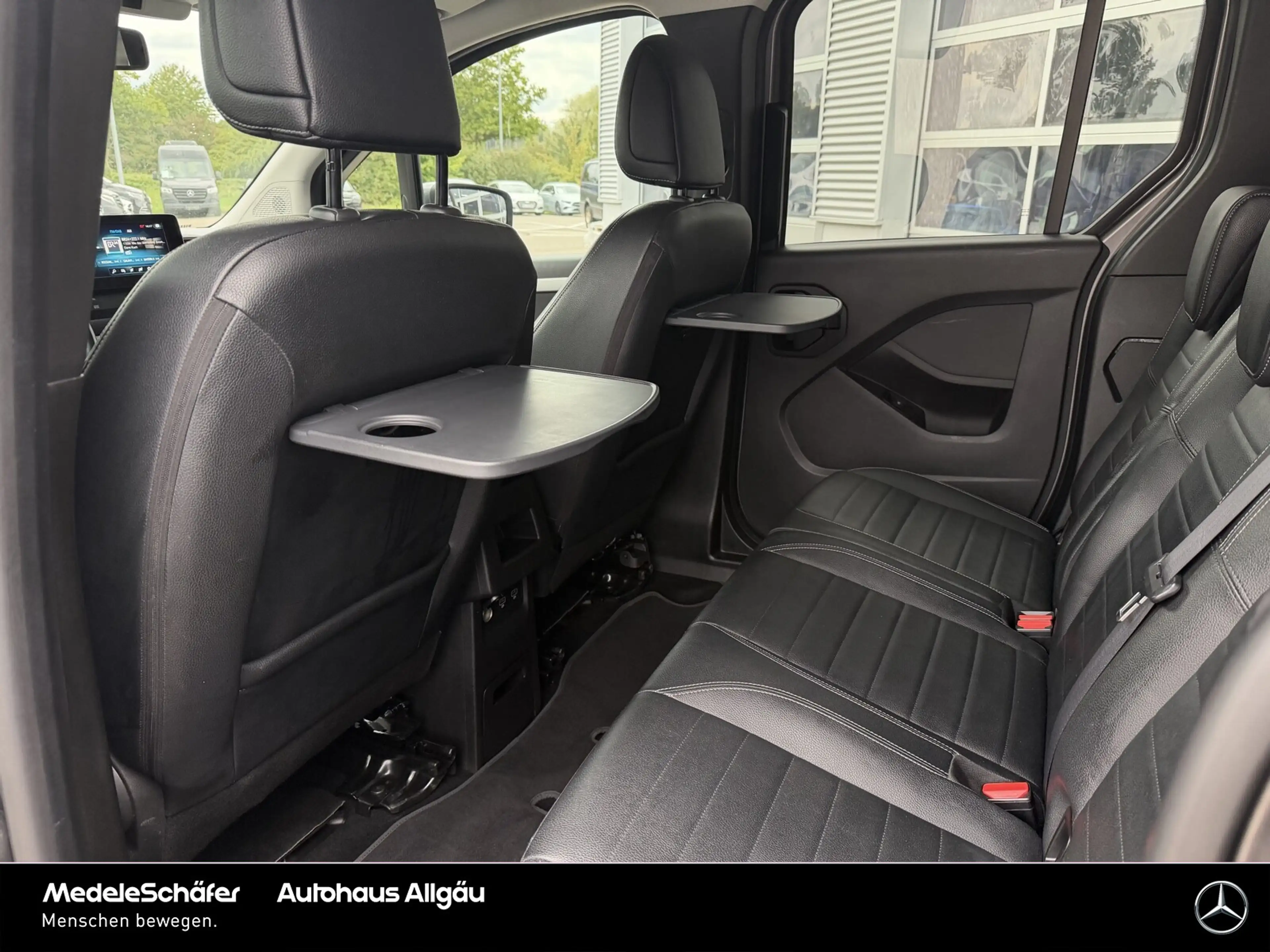 Mercedes-Benz T-Class T 180 Progressive LED CARPLAY 17-ZOLL SCHECKHEFT — photo 7
