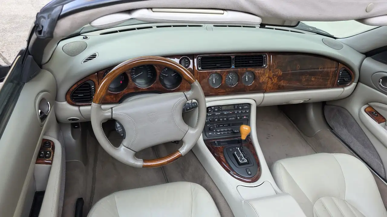 Jaguar XK8 XK I 1996 Convertible 4.0, foto 10