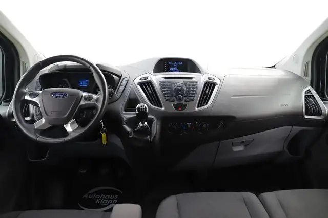 Ford Transit Custom view 14