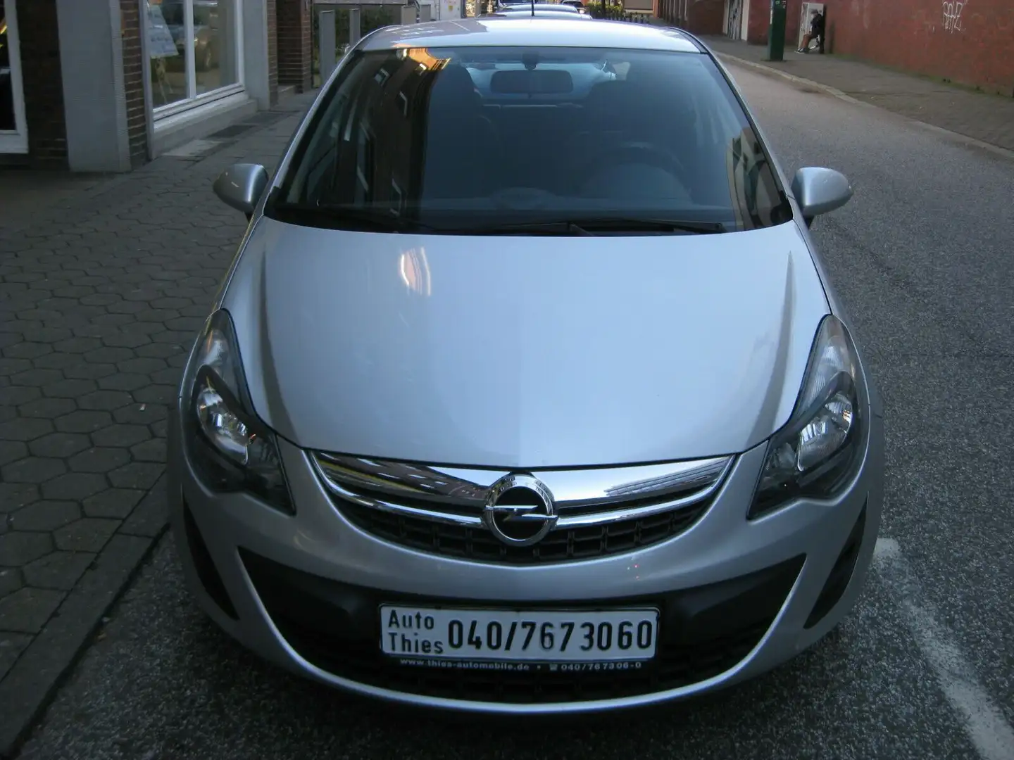 Opel Corsa D Energy Klima MP3 ALU Funk-ZV eFH eASp SV Zilver - 2