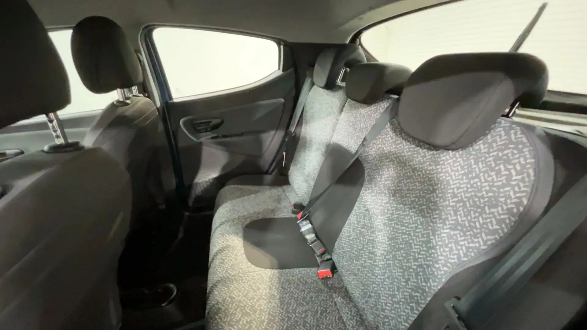 Lancia Y Ypsilon 1.0 Hybrid Silver Plus 70cv Blau - 2