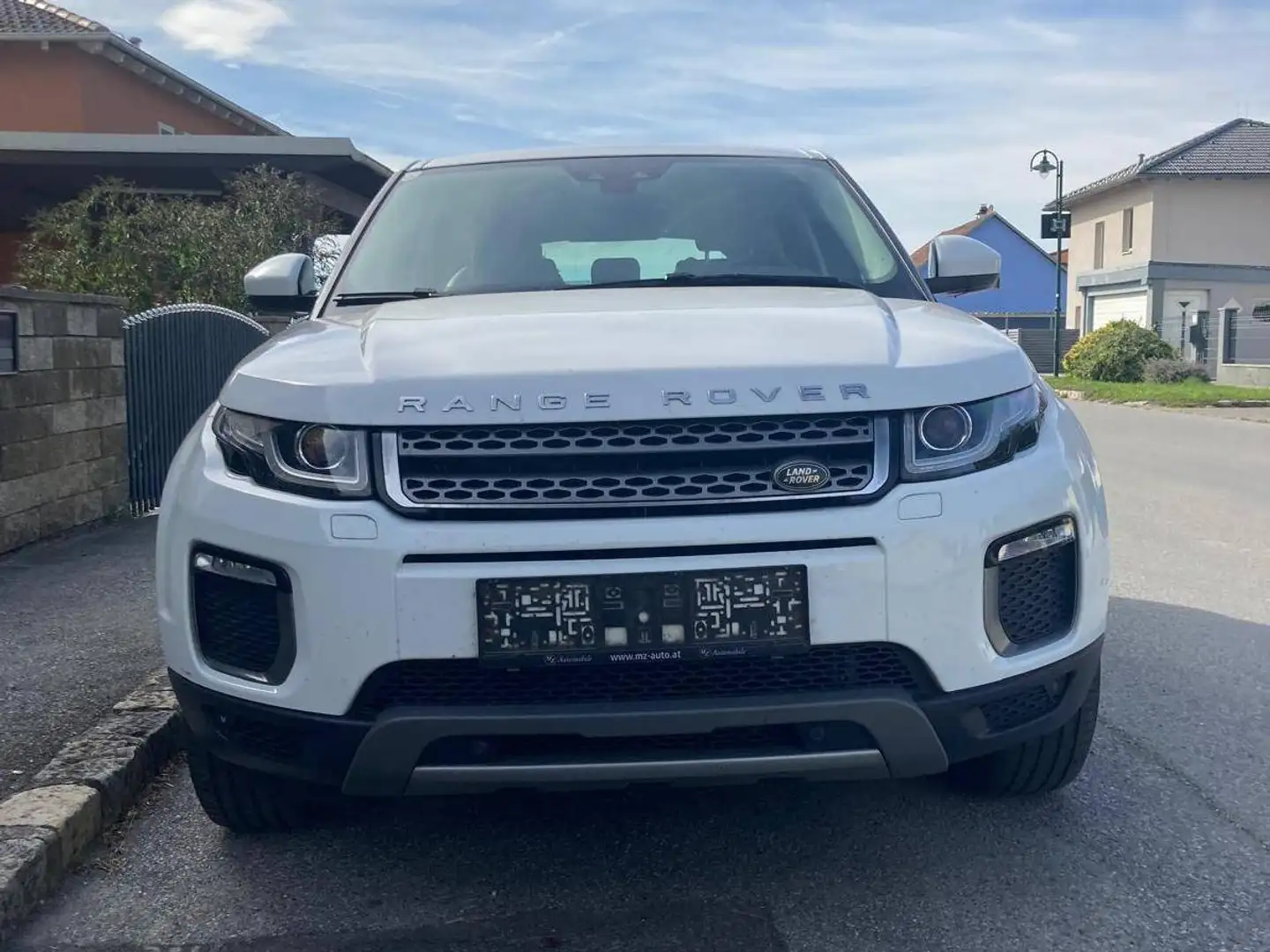 Land Rover Range Rover Evoque Range Rover Evoque HSE 2,0 TD4 Aut. HSE Weiß - 1