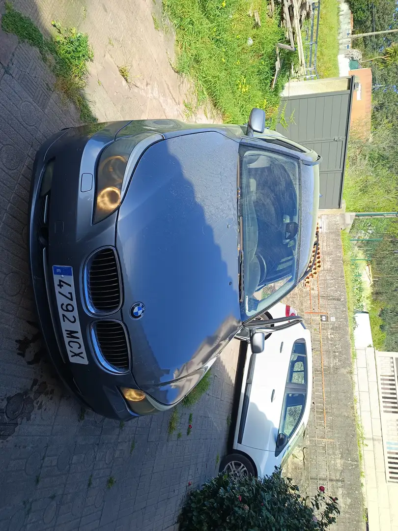 BMW 525 525d Touring xDrive Aut. Gris - 2