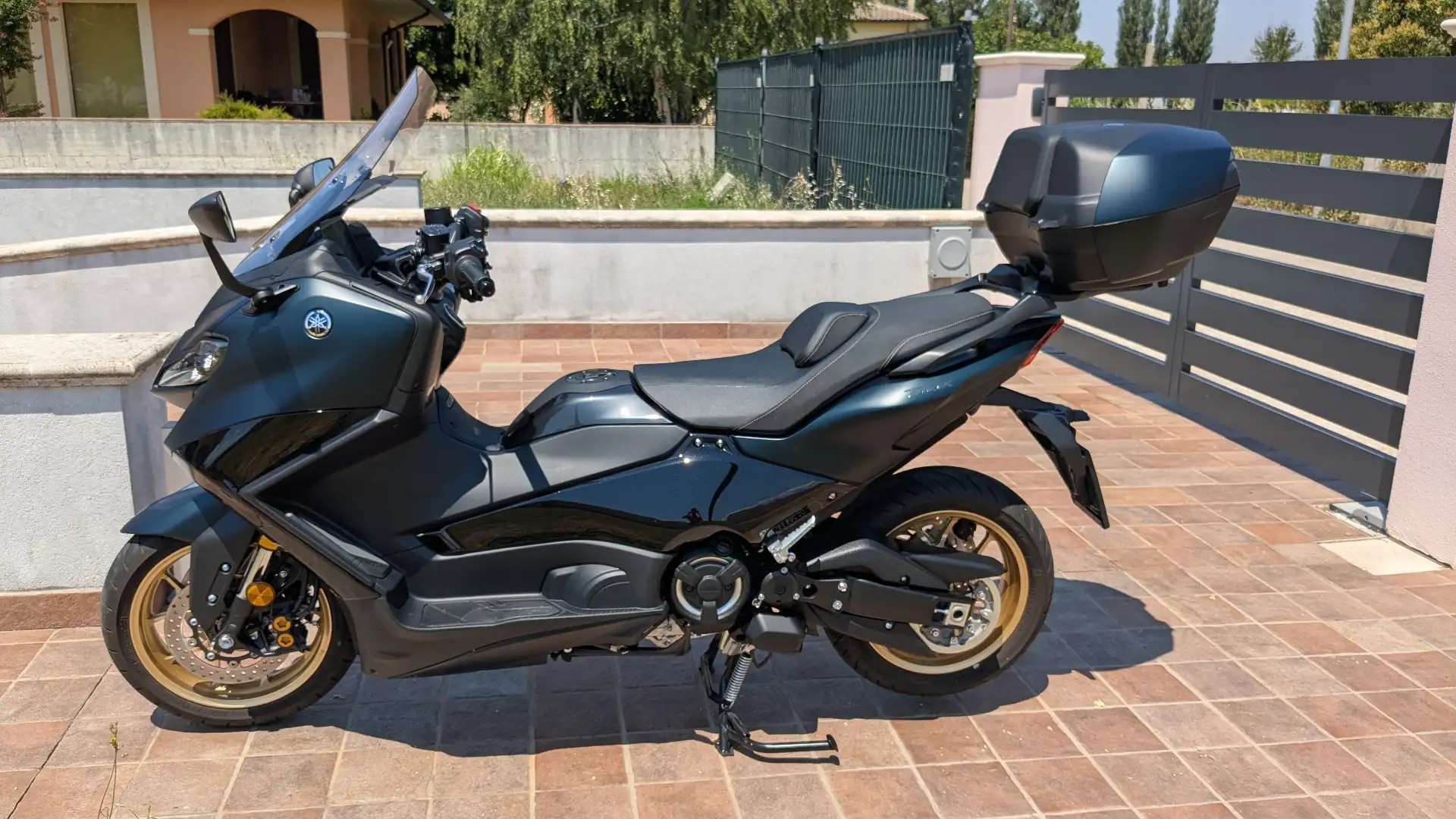 Yamaha TMAX 560 Tech Max Verde - 1