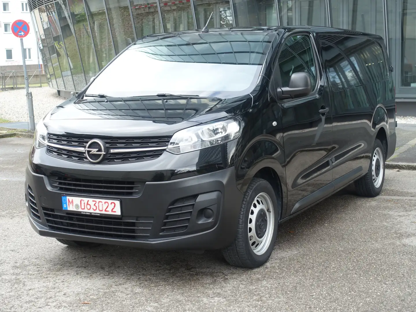 Opel Vivaro 2.0 Edition L (L3)* R.-Kamera*Navi*PDC Schwarz - 1