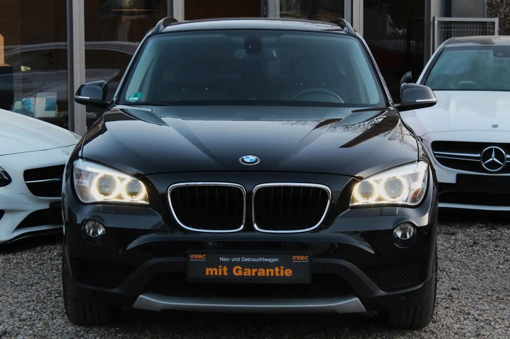 BMW X1 18 d xDrive LEDER NAVI XENON PDC LEDER HU/NEU Schwarz - 2