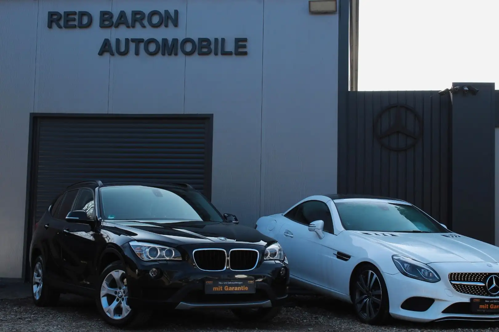 BMW X1 18 d xDrive LEDER NAVI XENON PDC LEDER HU/NEU Schwarz - 1