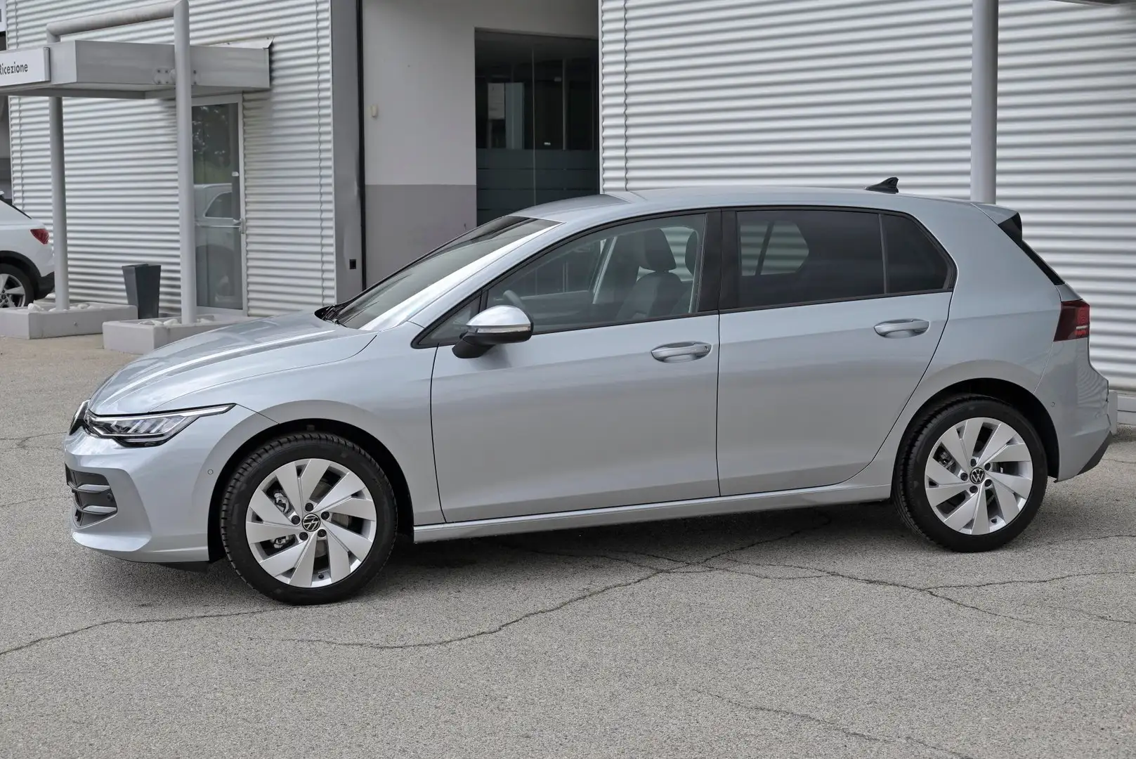 Volkswagen Golf 2.0 Tdi 115cv Edition Plus Zilver - 2