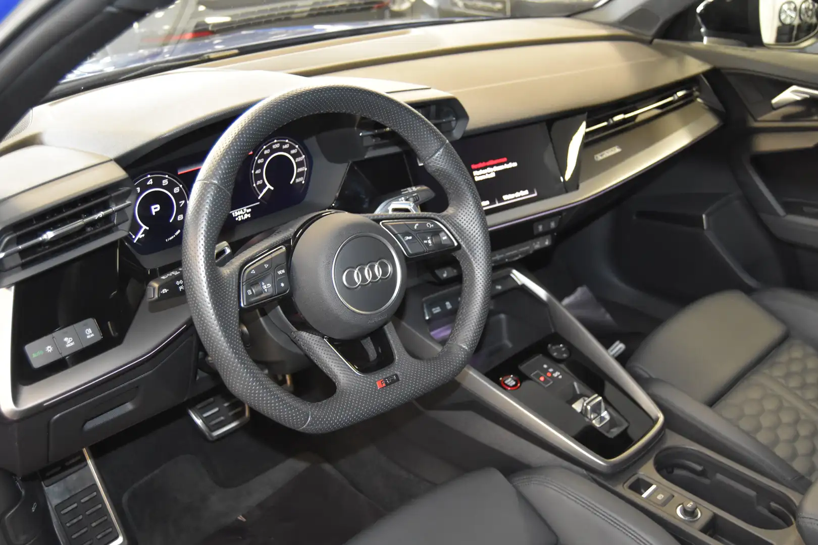 Audi RS3 2.5 TFSI quattro~B&O~MATRIX~MAGNETIC~H&R~KAMERA Blauw - 2