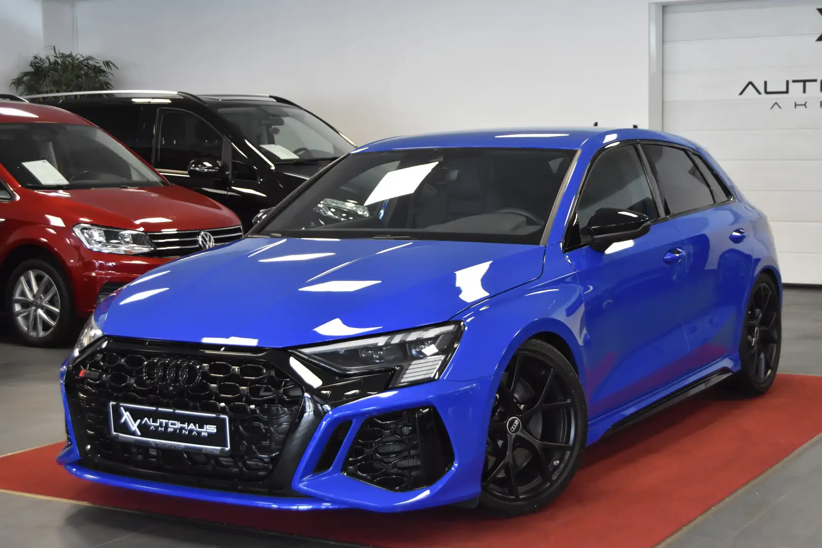 Audi RS3 2.5 TFSI quattro~B&O~MATRIX~MAGNETIC~H&R~KAMERA Blauw - 1