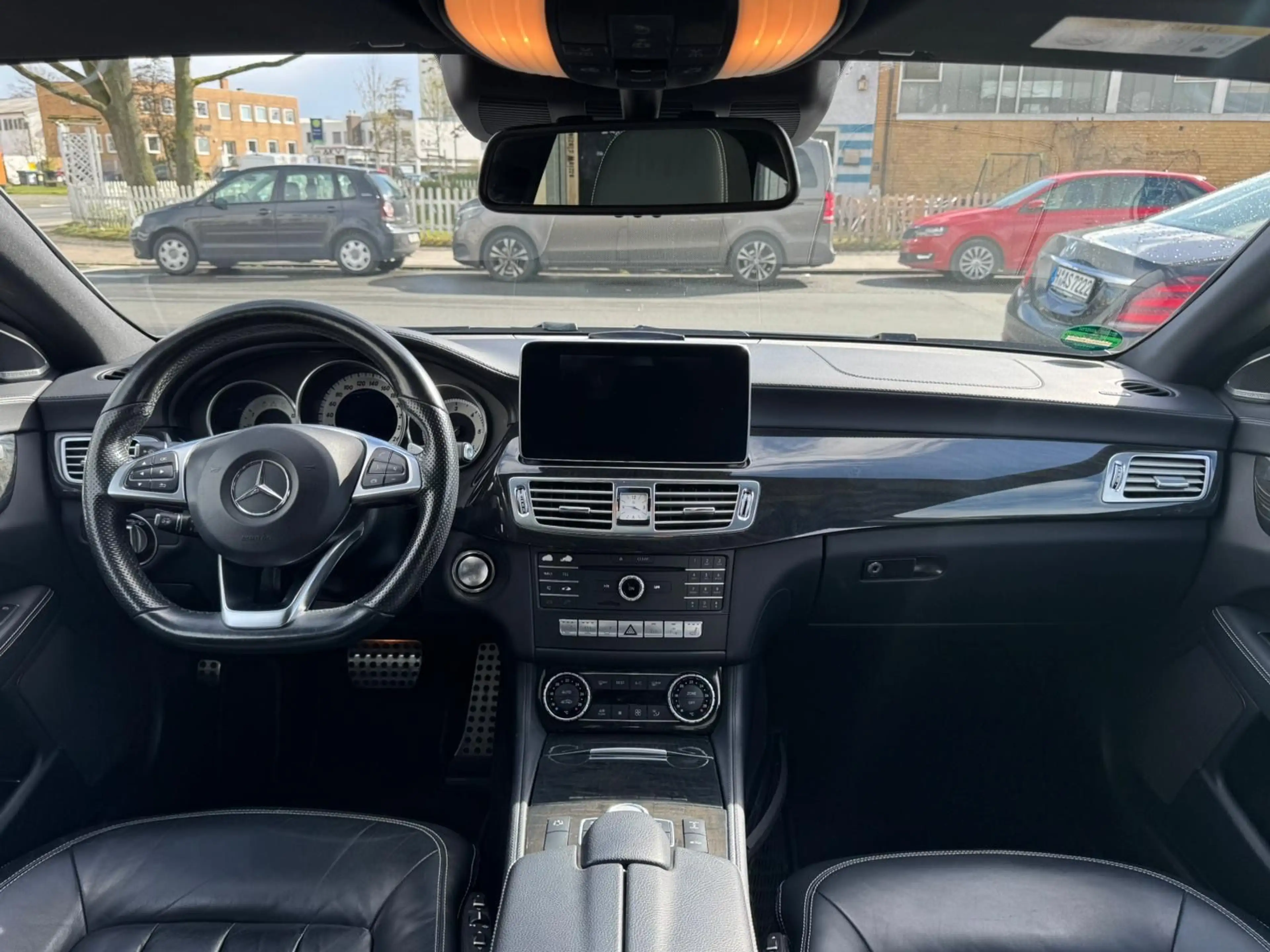 Mercedes-Benz CLS 350 d 4Matic AMG*MAGNO*DIST*H&K*Voll* — photo 12