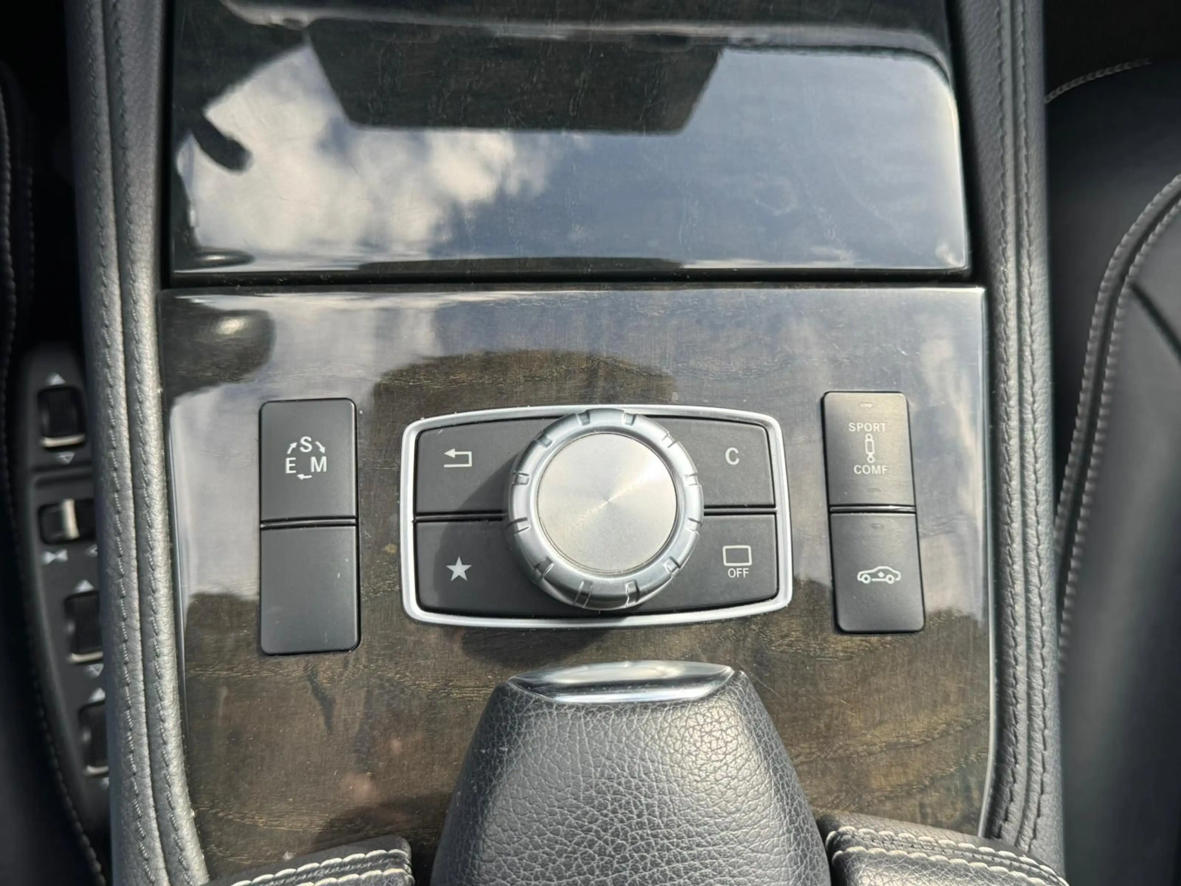 Mercedes-Benz CLS 350 d 4Matic AMG*MAGNO*DIST*H&K*Voll* — photo 13