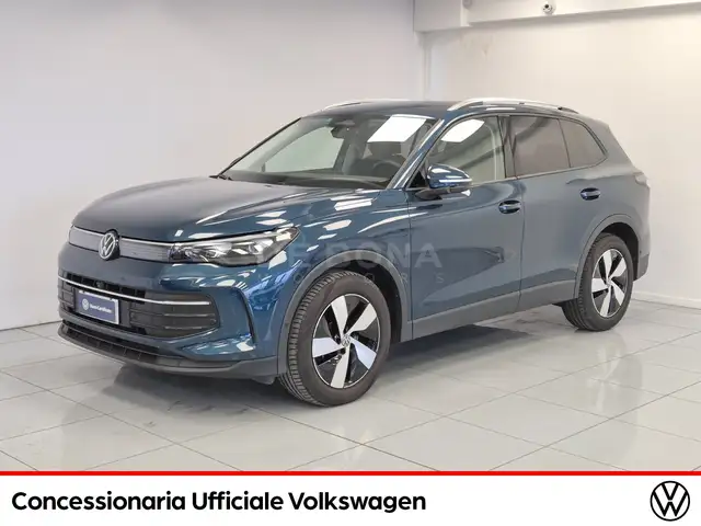 2024 Volkswagen Tiguan in Green for sale