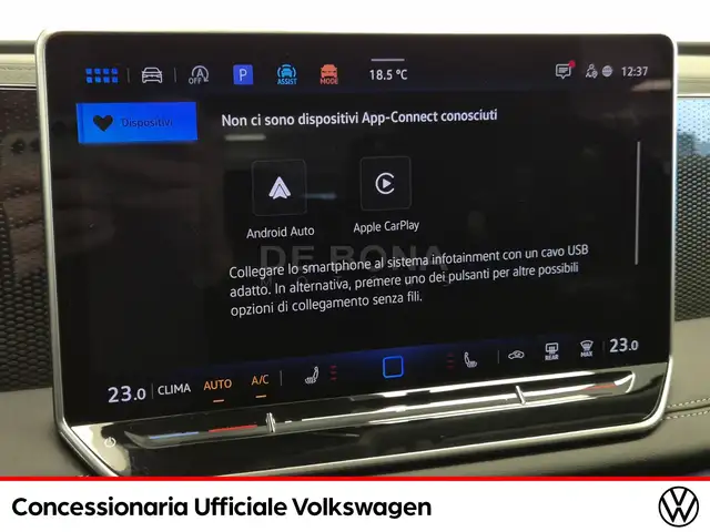 Volkswagen Tiguan view 14