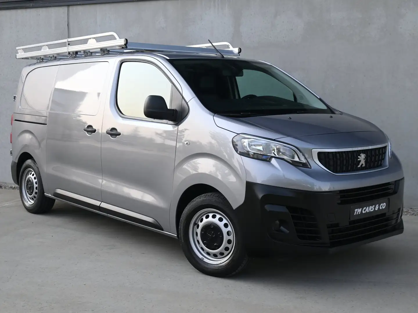 Peugeot Expert L2 Bj 21 / 30dkm / Carplay, GPS, Cruise, 3zit Argent - 1