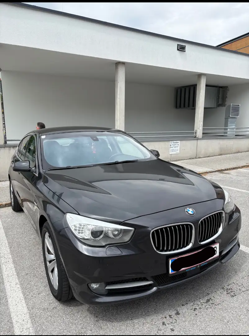 BMW 530 530d xDrive Gran Turismo Aut. Grau - 2